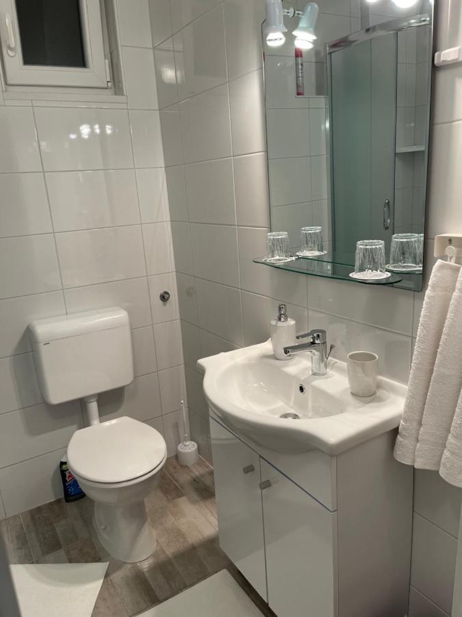 Apartments Antisa Baška Voda المظهر الخارجي الصورة
