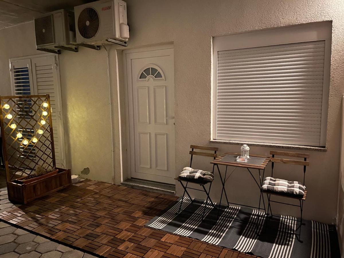 Apartments Antisa Baška Voda المظهر الخارجي الصورة