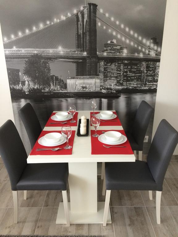 Apartments Antisa Baška Voda المظهر الخارجي الصورة