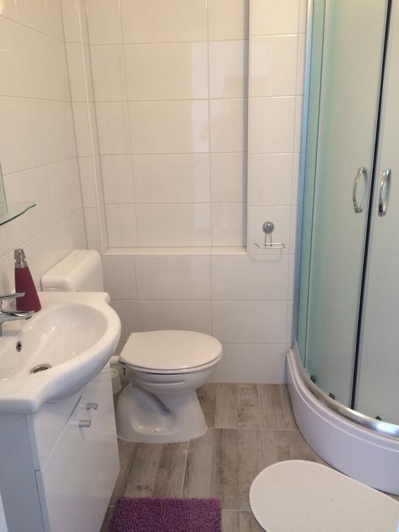 Apartments Antisa Baška Voda المظهر الخارجي الصورة
